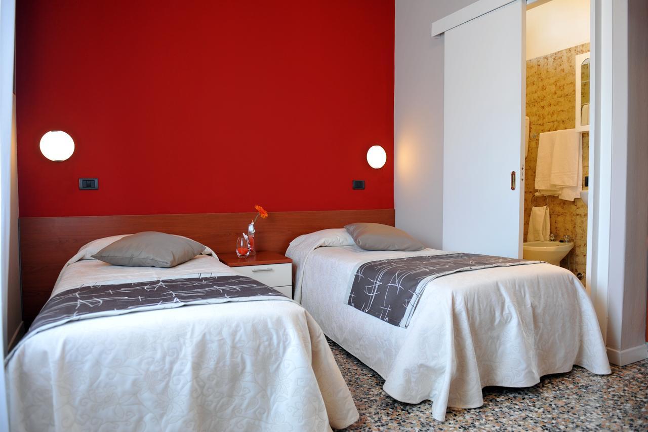 Hotel Bellavista Meuble Monte Isola Ngoại thất bức ảnh