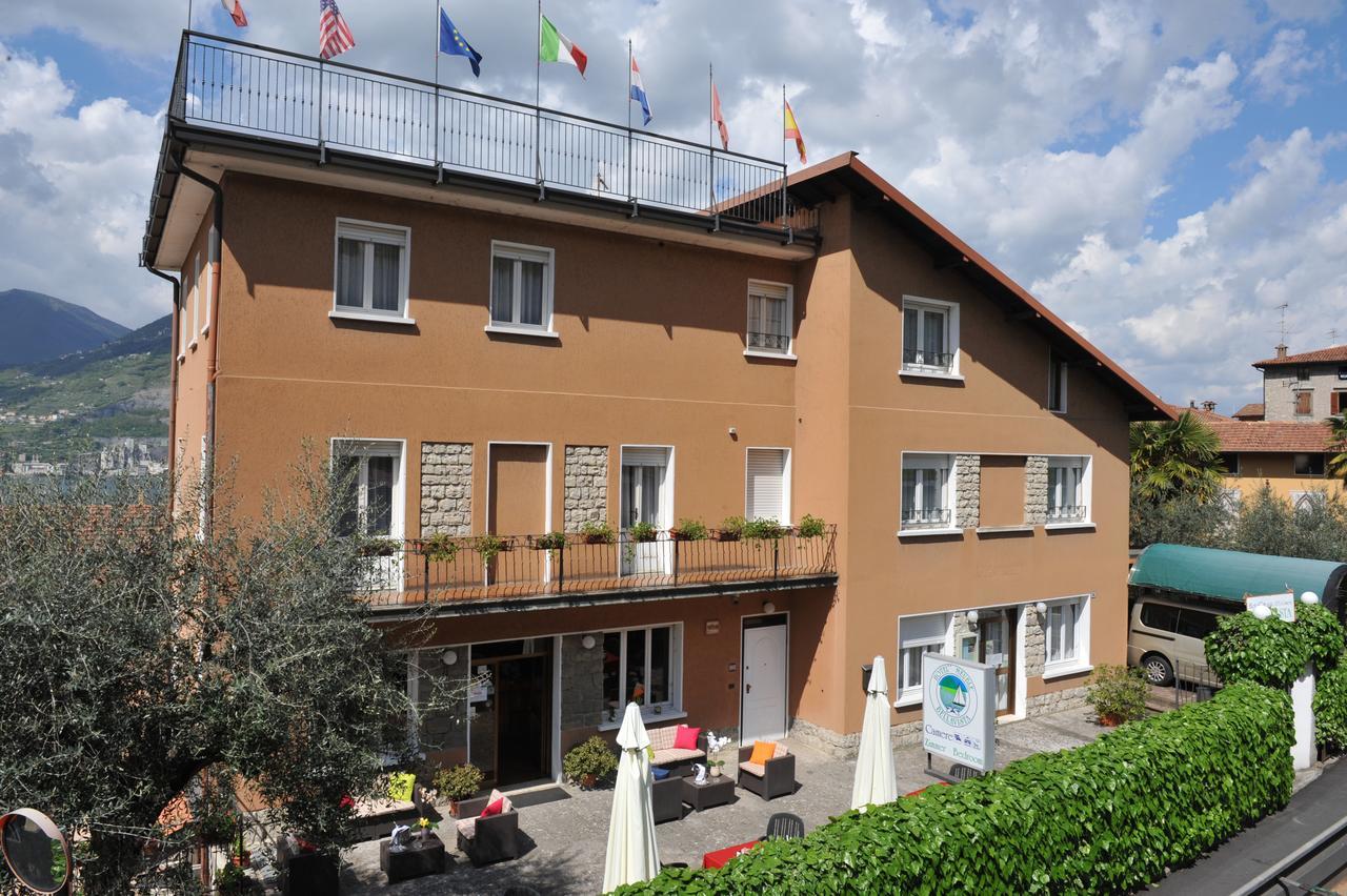Hotel Bellavista Meuble Monte Isola Ngoại thất bức ảnh