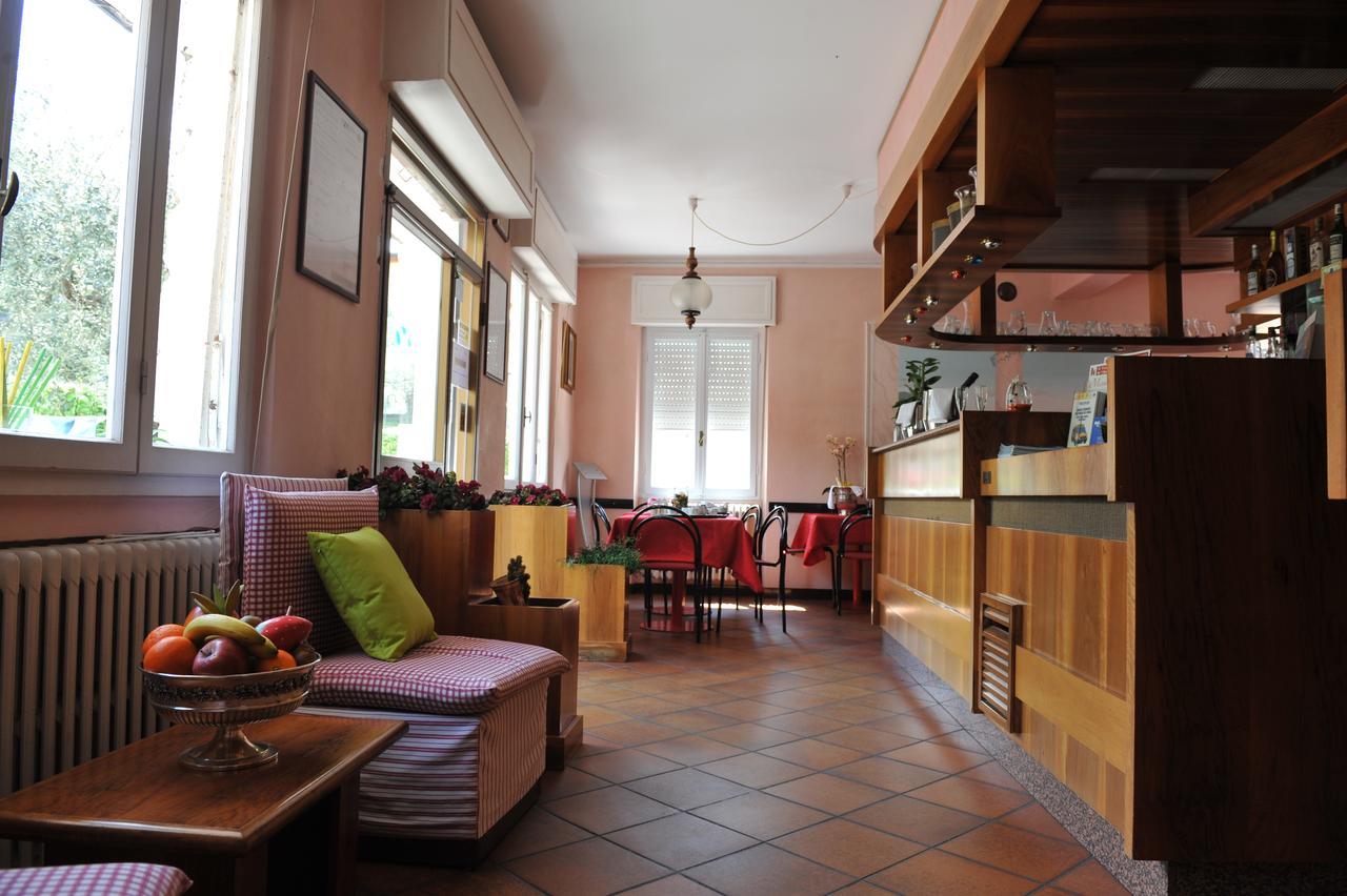 Hotel Bellavista Meuble Monte Isola Ngoại thất bức ảnh