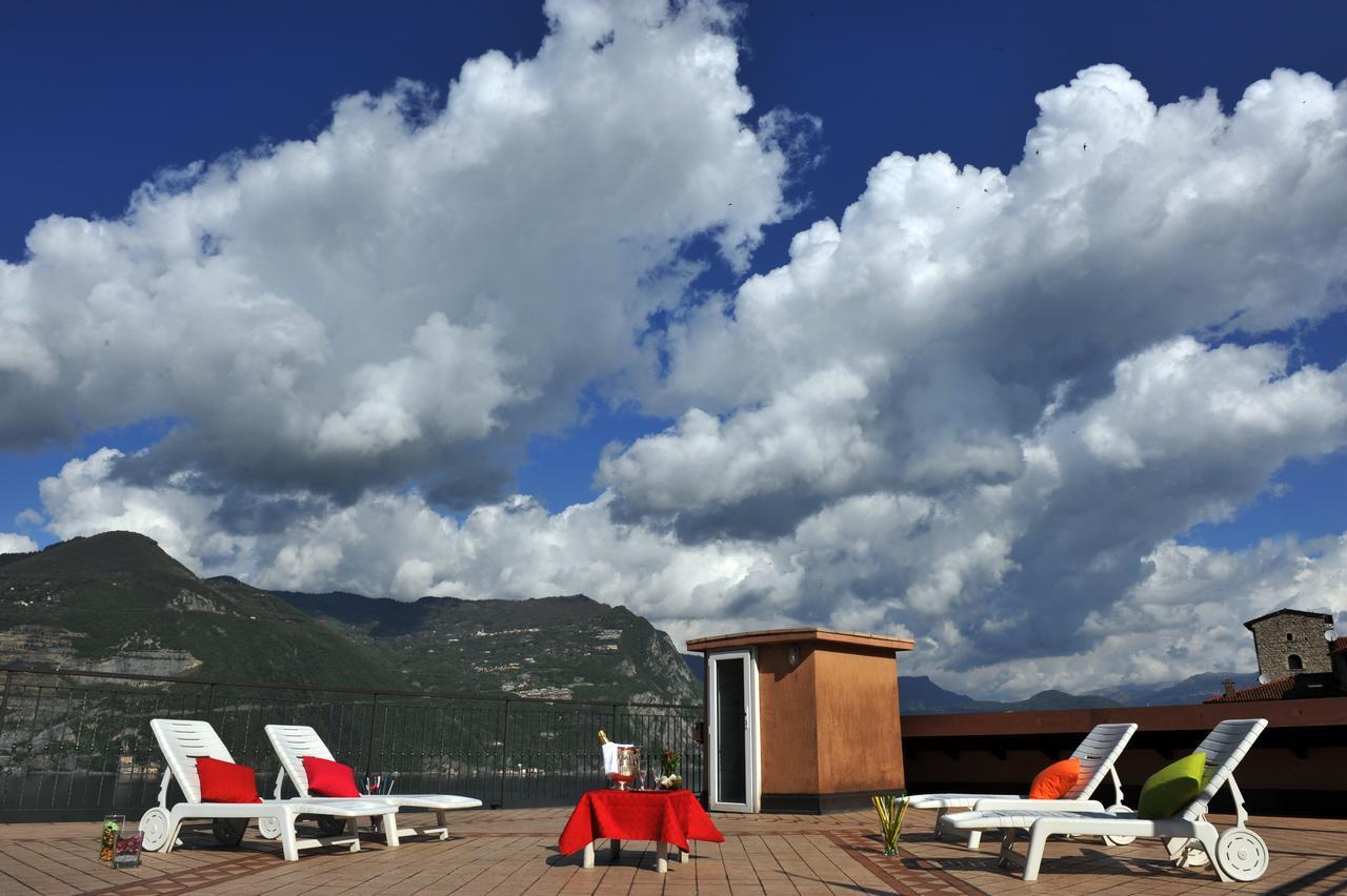 Hotel Bellavista Meuble Monte Isola Ngoại thất bức ảnh