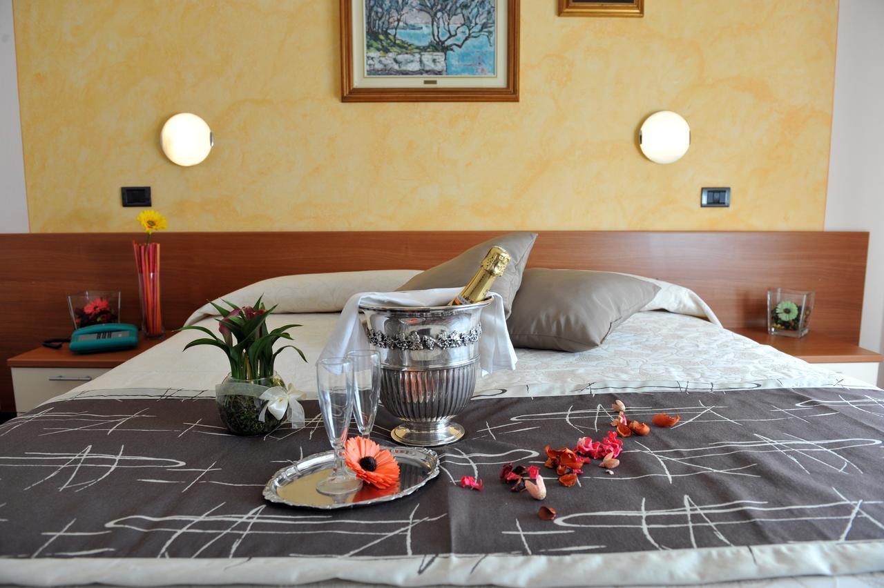 Hotel Bellavista Meuble Monte Isola Ngoại thất bức ảnh