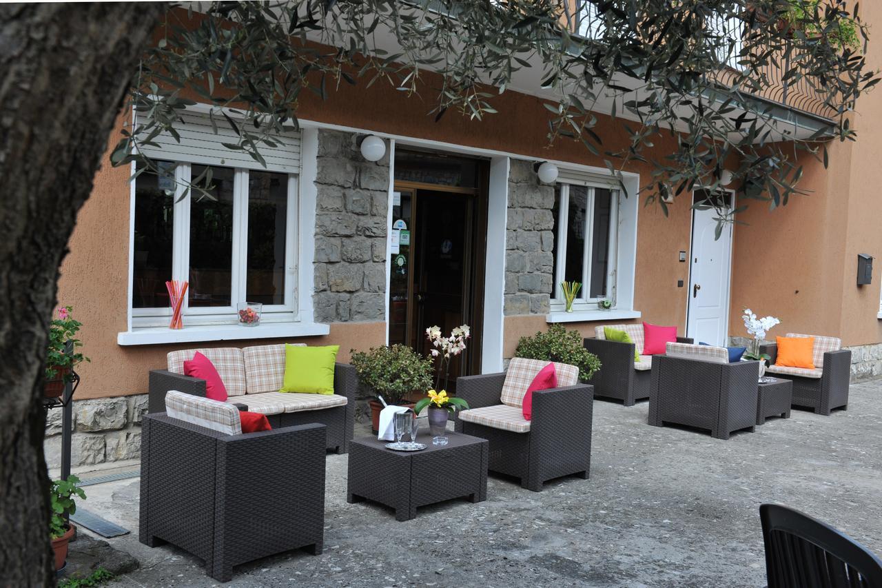 Hotel Bellavista Meuble Monte Isola Ngoại thất bức ảnh