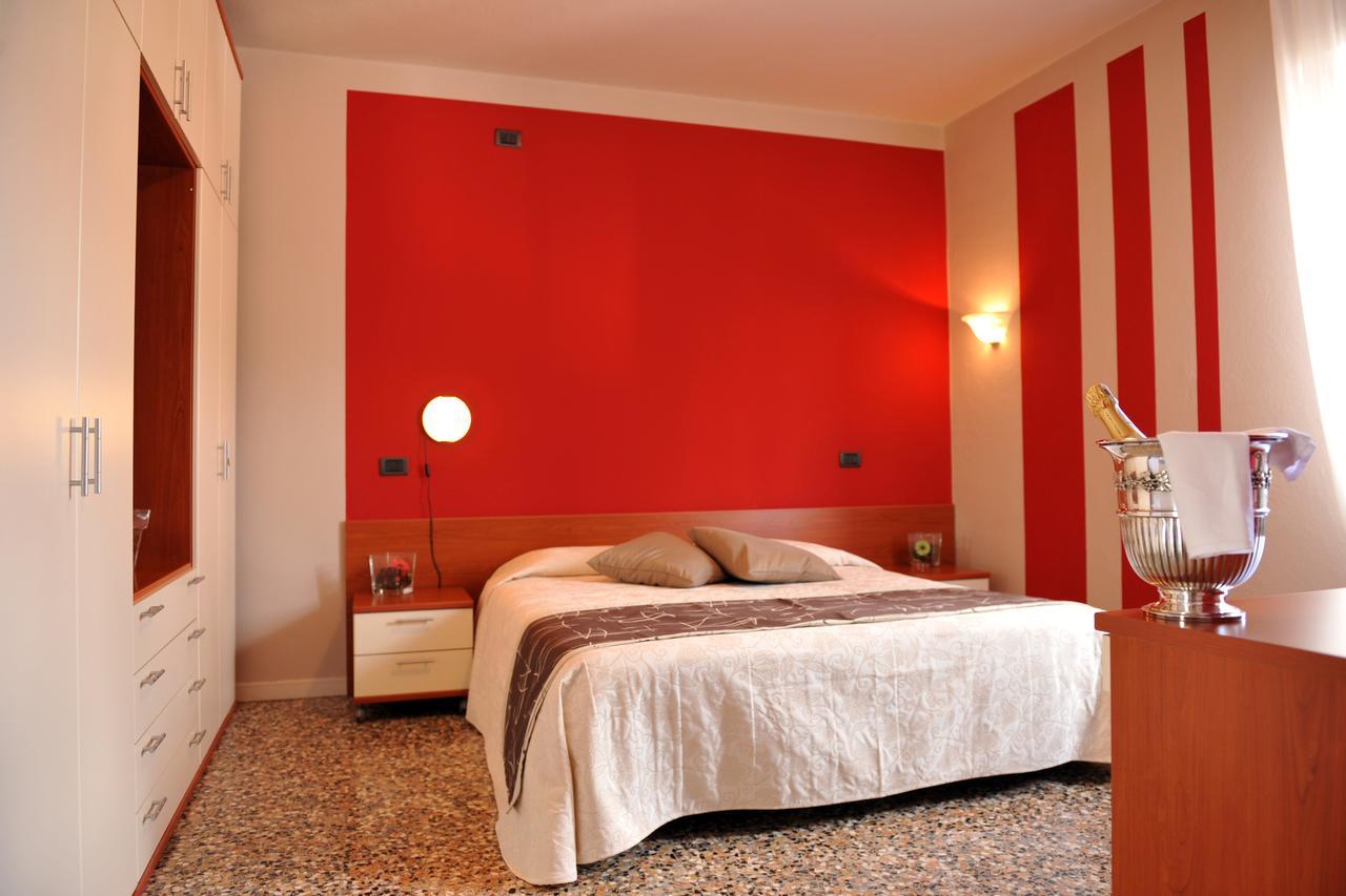 Hotel Bellavista Meuble Monte Isola Ngoại thất bức ảnh