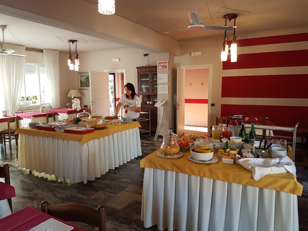 Hotel Bellavista Meuble Monte Isola Ngoại thất bức ảnh